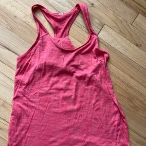 Red Women's Lululemon Tank Size 4